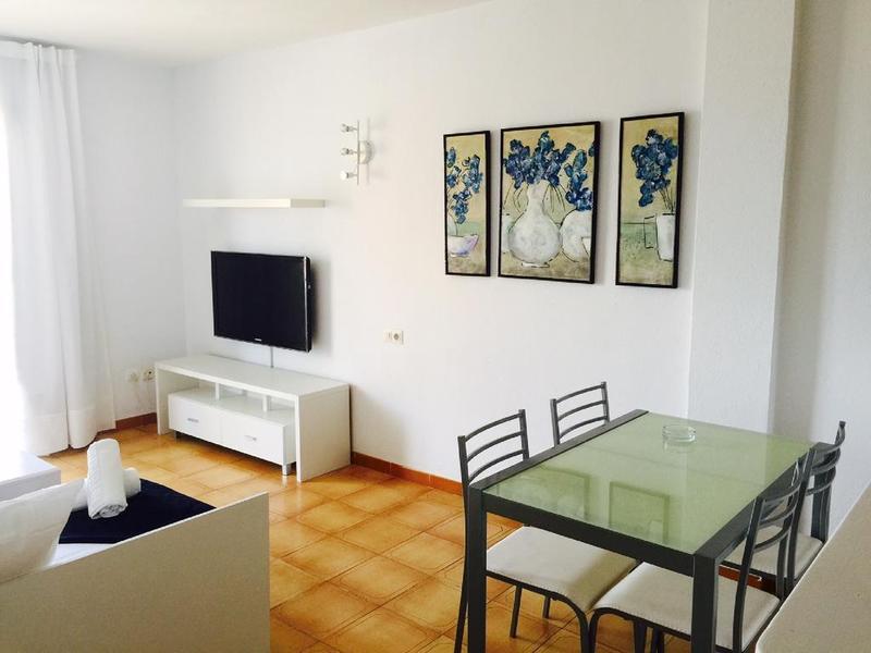 Aparthotel Apartamentos San Antonio Beach